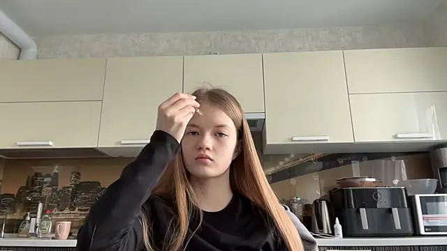 Snapshot of KatharineMoller chatting on 14, 5, 2026 KatharineMoller online show from 14, 5, 2026