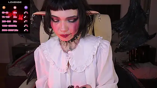 OutfitObsession online show from 26, 5, 2026