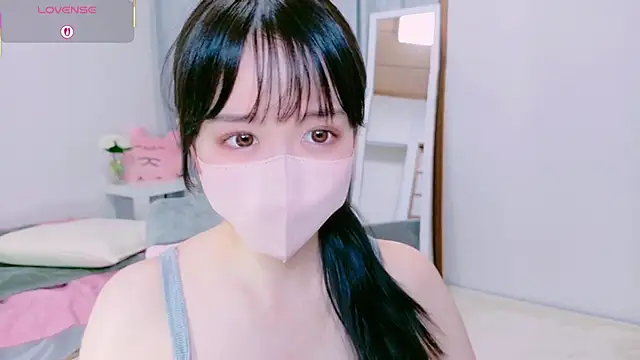 Snapshot of mayu_chan_ chatting on 6, 5, 2026 mayu chan online show from 6, 5, 2026