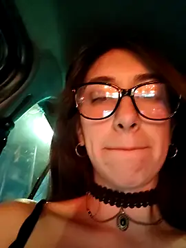 DaddyLolii online show from 9, 5, 2026
