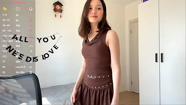 RochelTrewhitt online show from 19, 5, 2026