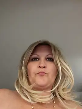 Divineblond online show from 1, 6, 2026