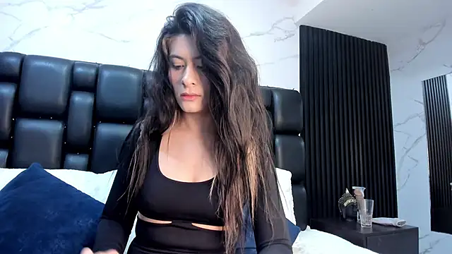 Snapshot of AshleyyHall chatting on 14, 5, 2026 AshleyyHall online show from 14, 5, 2026