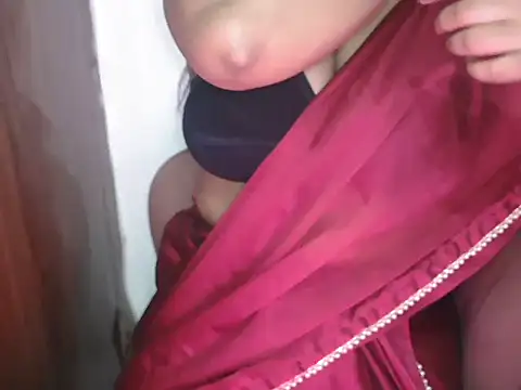 Snapshot of rashmika__ chatting on 3, 7, 2026 rashmika online show from 3, 7, 2026