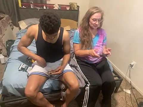 milfandyoungin online show from 17, 5, 2026
