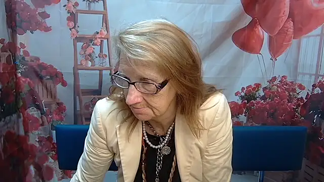 Snapshot of AliceWriter chatting on 12, 5, 2026 AliceWriter online show from 12, 5, 2026