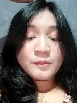 Snapshot of Rayya_ayy chatting on 25, 5, 2026 Rayya ayy online show from 25, 5, 2026