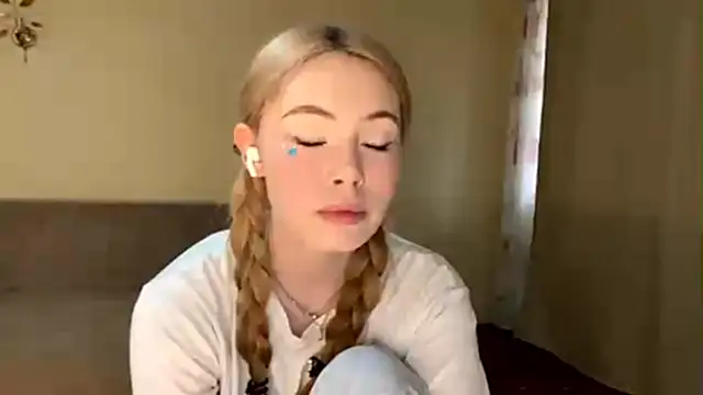 AikoRush online show from 23, 4, 2026