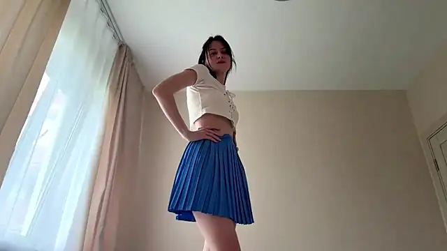 Snapshot of YourChristine chatting on 4, 5, 2026 YourChristine online show from 4, 5, 2026