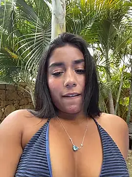 Snapshot of SaryJonex chatting on 24, 5, 2026 SaryJonex online show from 24, 5, 2026