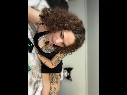 snowbunnyxs online show from 27, 4, 2026
