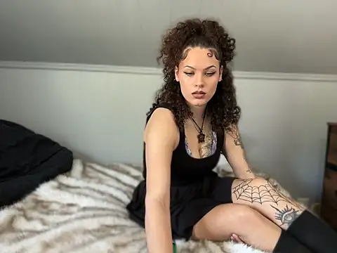 snowbunnyxs online show from 28, 4, 2026