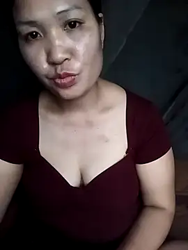 Snapshot of Beola-mi chatting on 9, 5, 2026 Beola-mi online show from 9, 5, 2026