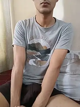 Snapshot of skinny_raj chatting on 14, 6, 2026 skinny raj online show from 14, 6, 2026