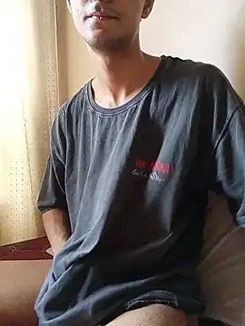Snapshot of skinny_raj chatting on 18, 6, 2026 skinny raj online show from 18, 6, 2026