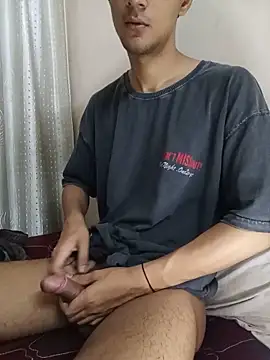 Snapshot of skinny_raj chatting on 18, 6, 2026 skinny raj online show from 18, 6, 2026