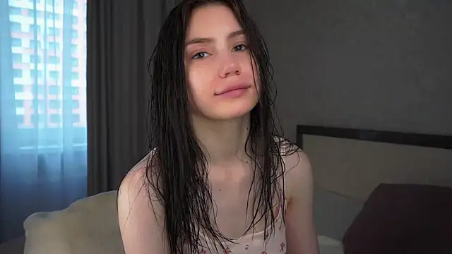 Snapshot of KasiReitan chatting on 16, 6, 2026 KasiReitan online show from 16, 6, 2026