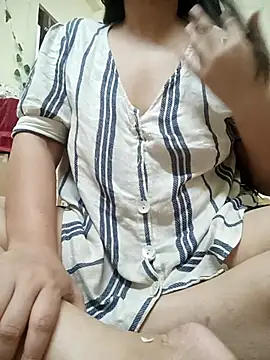 Snapshot of Aayaat__ chatting on 28, 7, 2026 Aayaat online show from 28, 7, 2026
