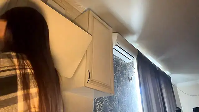 OliviaBuckaloo online show from 25, 4, 2026