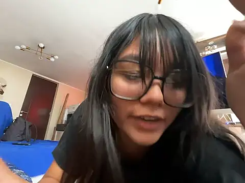 Snapshot of babyb_2003 chatting on 6, 6, 2026 babyb 2003 online show from 6, 6, 2026