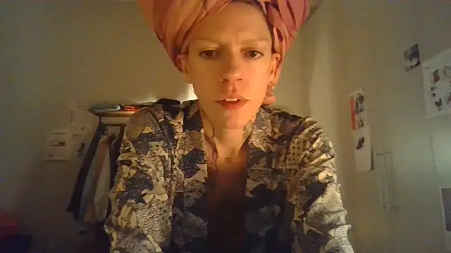 Snapshot of plsmecha chatting on 2, 7, 2026 plsmecha online show from 2, 7, 2026