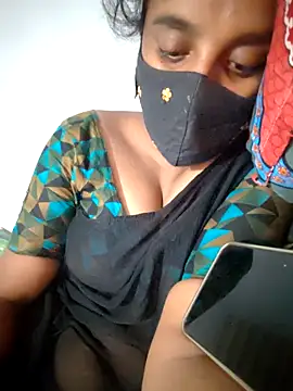 Snapshot of Tamil_Hot_HoneyBee chatting on 14, 5, 2026 Tamil Hot HoneyBee online show from 14, 5, 2026