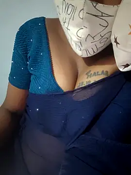 Snapshot of Tamil_Hot_HoneyBee chatting on 27, 5, 2026 Tamil Hot HoneyBee online show from 27, 5, 2026