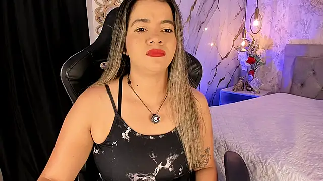 Snapshot of Leidy_2026 chatting on 12, 6, 2026 Leidy 2026 online show from 12, 6, 2026