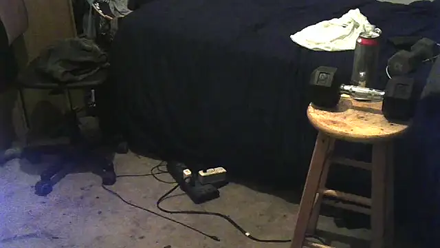 Snapshot of Johnny1991Blunt chatting on 23, 5, 2026 Johnny1991Blunt online show from 23, 5, 2026