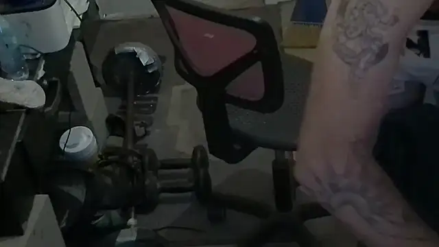Snapshot of Johnny1991Blunt chatting on 30, 5, 2026 Johnny1991Blunt online show from 30, 5, 2026