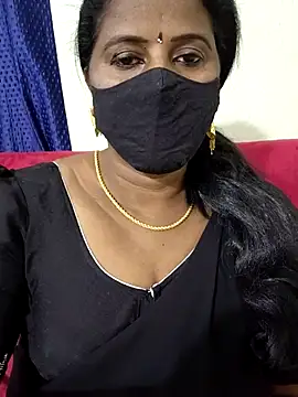 Snapshot of Sunitha-tamilponu chatting on 2, 6, 2026 Sunitha-tamilponu online show from 2, 6, 2026