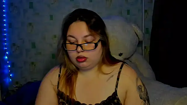 Snapshot of LillyHaigh chatting on 21, 6, 2026 LillyHaigh online show from 21, 6, 2026