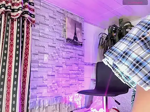 Snapshot of BeautyCatalella1 chatting on 5, 5, 2026 BeautyCatalella1 online show from 5, 5, 2026