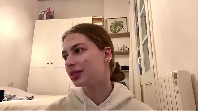JacquelyneDelgado online show from 30, 4, 2026