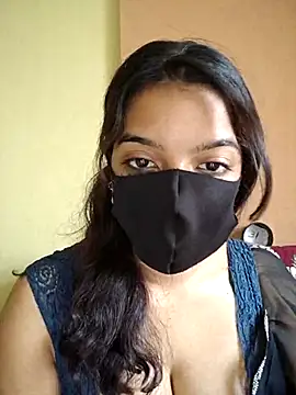 Snapshot of vanika2000 chatting on 19, 5, 2026 vanika2000 online show from 19, 5, 2026