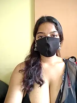 Snapshot of vanika2000 chatting on 25, 5, 2026 vanika2000 online show from 25, 5, 2026