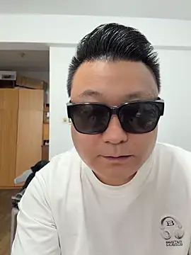 Snapshot of langzi-888 chatting on 6, 6, 2026 langzi-888 online show from 6, 6, 2026