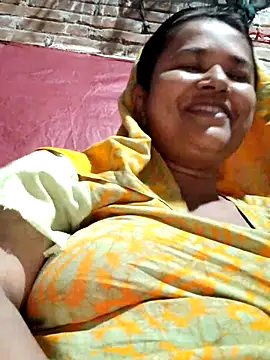 Snapshot of Gulapi_N chatting on 4, 6, 2026 Gulapi N online show from 4, 6, 2026