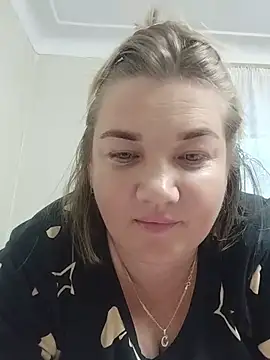 Snapshot of MiyaOlliver chatting on 3, 8, 2026 MiyaOlliver online show from 3, 8, 2026