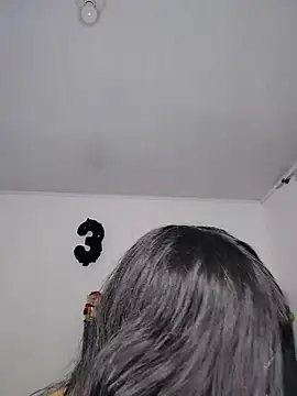 Snapshot of VaneMoon chatting on 6, 6, 2026 VaneMoon online show from 6, 6, 2026