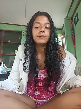 Snapshot of Kimkaly chatting on 4, 6, 2026 Kimkaly online show from 4, 6, 2026