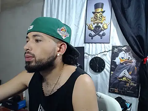 camilorestrepo77 online show from 26, 4, 2026