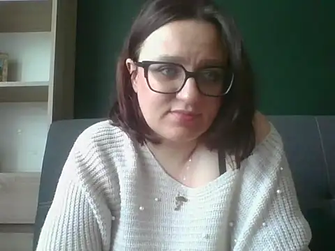 sensual paris online show from 5, 5, 2026