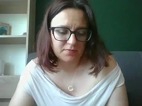 sensual paris online show from 8, 6, 2026