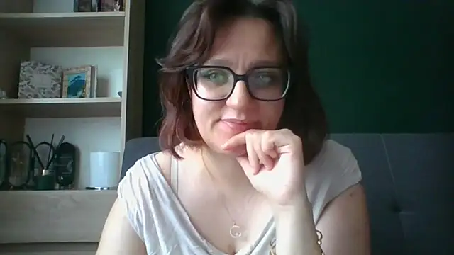 Snapshot of sensual_paris chatting on 23, 7, 2026 sensual paris online show from 23, 7, 2026