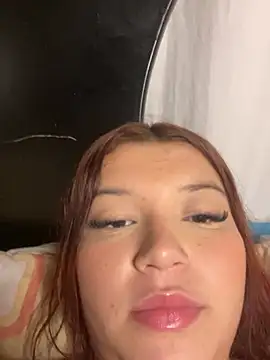 Snapshot of Lapinkkiss chatting on 8, 5, 2026 Lapinkkiss online show from 8, 5, 2026