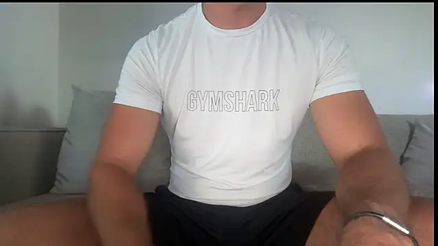 Snapshot of gymshrk chatting on 4, 7, 2026 gymshrk online show from 4, 7, 2026