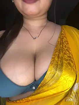 Snapshot of Naughty_pooja44 chatting on 17, 5, 2026 Naughty pooja44 online show from 17, 5, 2026
