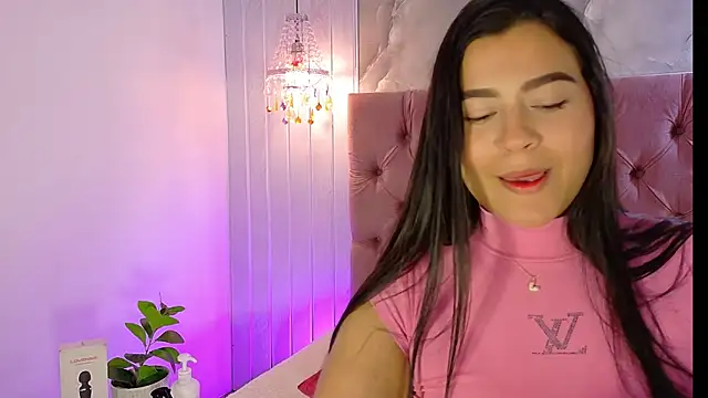 Snapshot of RenataPeach chatting on 10, 6, 2026 RenataPeach online show from 10, 6, 2026