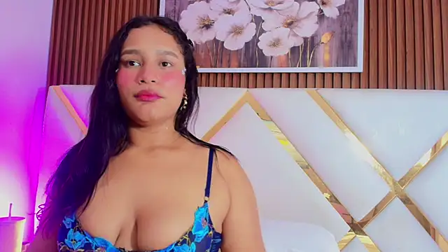 Snapshot of Sara_Chanel_ chatting on 5, 6, 2026 Sara Chanel online show from 5, 6, 2026